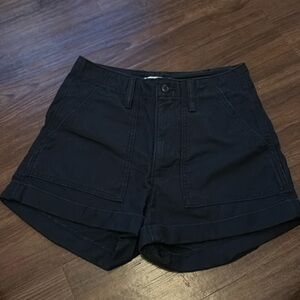 Black Levi’s Ribcage Shorts